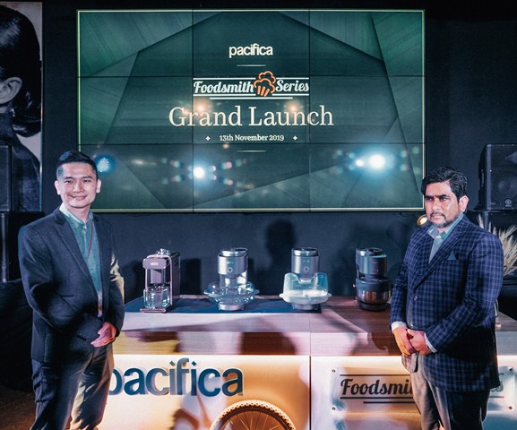 (L to R)John Thi, General Manager of Pacifica and Datuk Zaidi, Chairman of Key Alliance Group succesfully unveiled The Forge and The Vortex