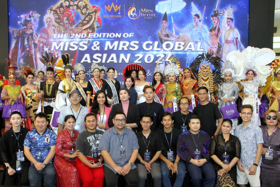 2ND EDITION MISS & MRS GLOBAL ASIAN AND MRS PETITE GLOBAL HIGHLIGHTS WONDERFUL COLOURS OF NATIONAL&nbsp;COSTUMES