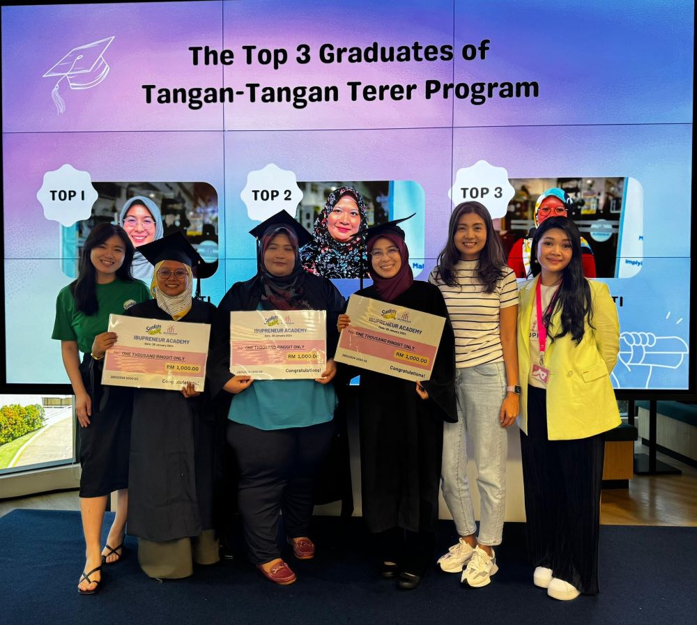 LAPAN GRADUAN PROGRAM ‘TANGAN TANGAN TERER’ SUNLIGHT&nbsp;DIRAIKAN