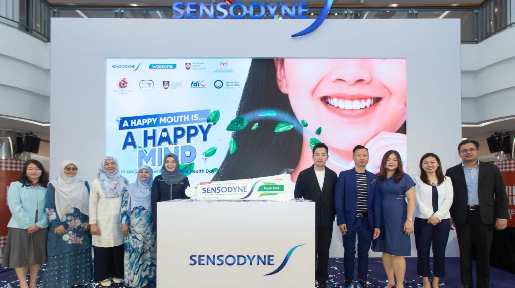 TANGANI GIGI SENSITIF DENGAN SENSODYNE FRESH&nbsp;MINT