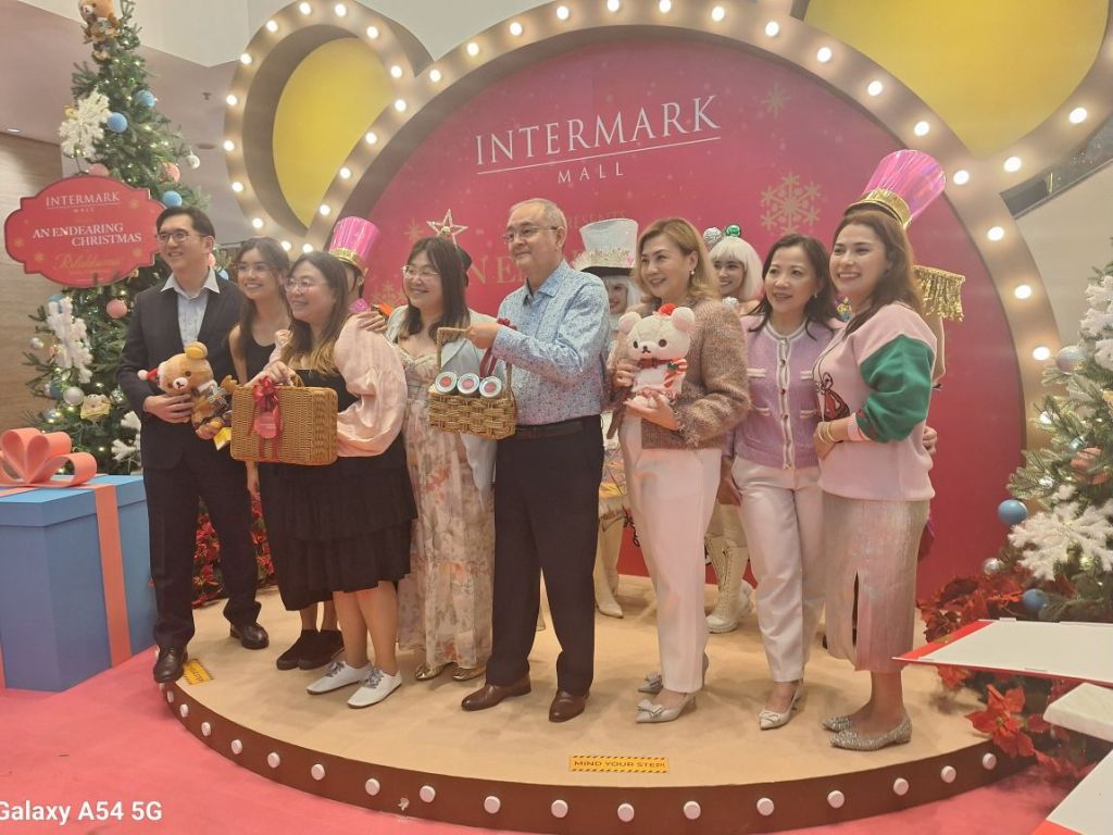JAPANESE CHARACTER RILAKKUMA DOLCE SHINES INTERMARK MALL