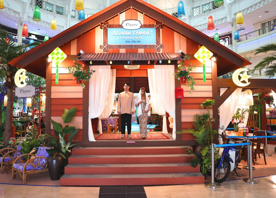 NOSTALGIA DESA KAMPUNG AIR DI THE CURVE SEMPENA SAMBUTAN HARI&nbsp;RAYA