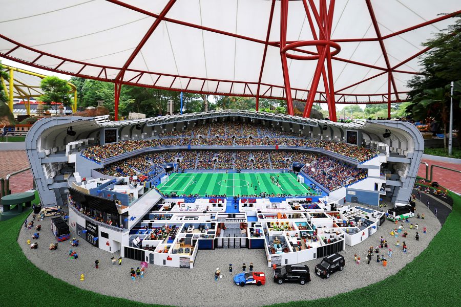 LEGOLAND® MALAYSIA CELEBRATES JOHOR’S FOOTBALL LEGACY VIA MINILAND SULTAN IBRAHIM&nbsp;STADIUM
